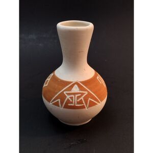Vintage‎ Sioux Pottery Orange Cream Vase Marion Selwyn Signed SD